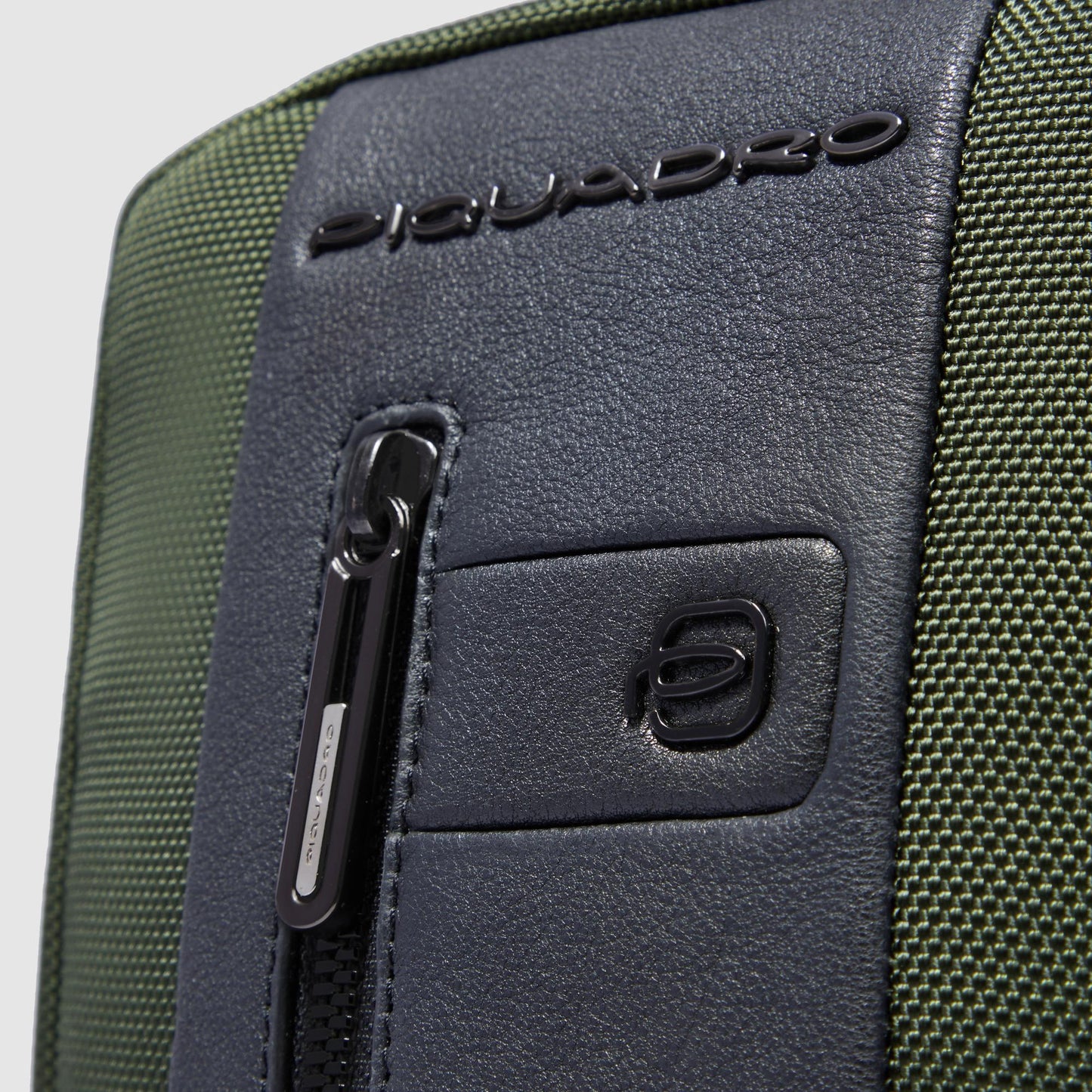 PIQUADRO - Borsello Porta iPad®Mini In Tessuto Riciclato Verde